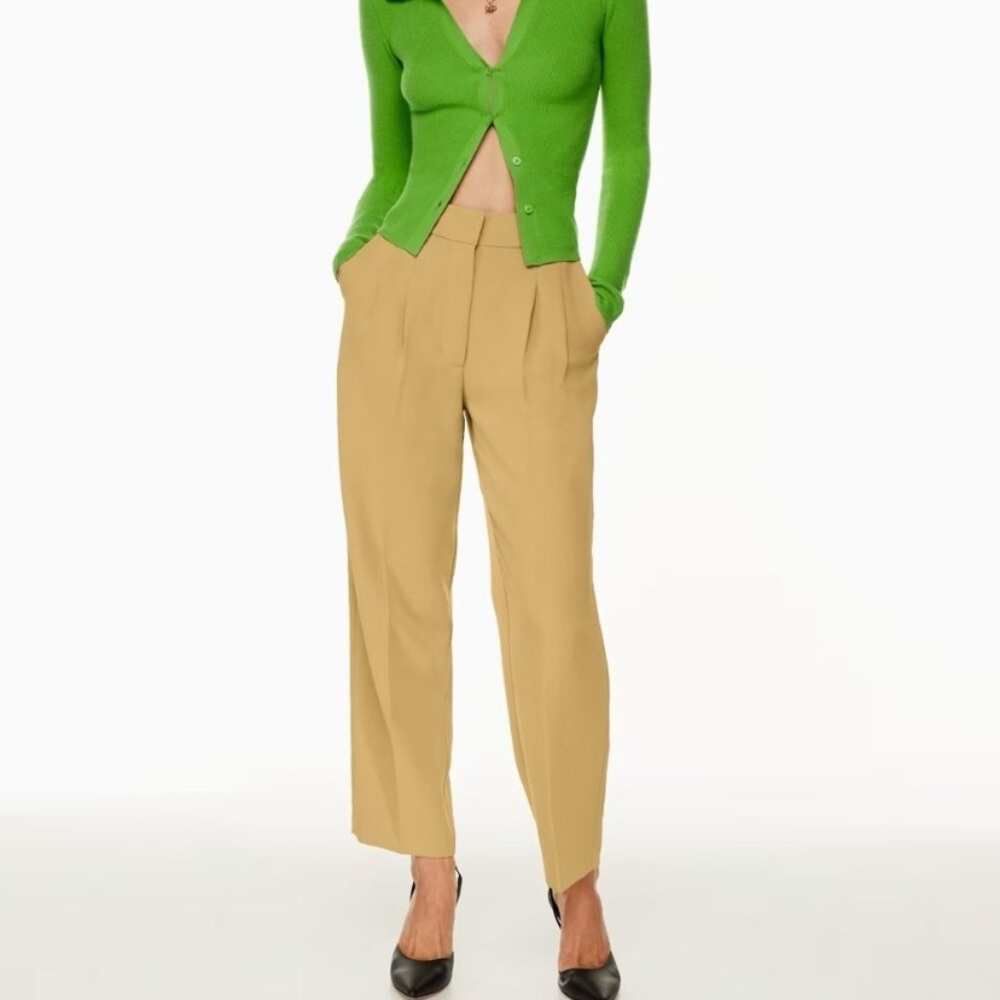 Wilfred Aritzia Carrot Pleated Dress Pants Trousers Size 00 Sandy‎ Beige NWT